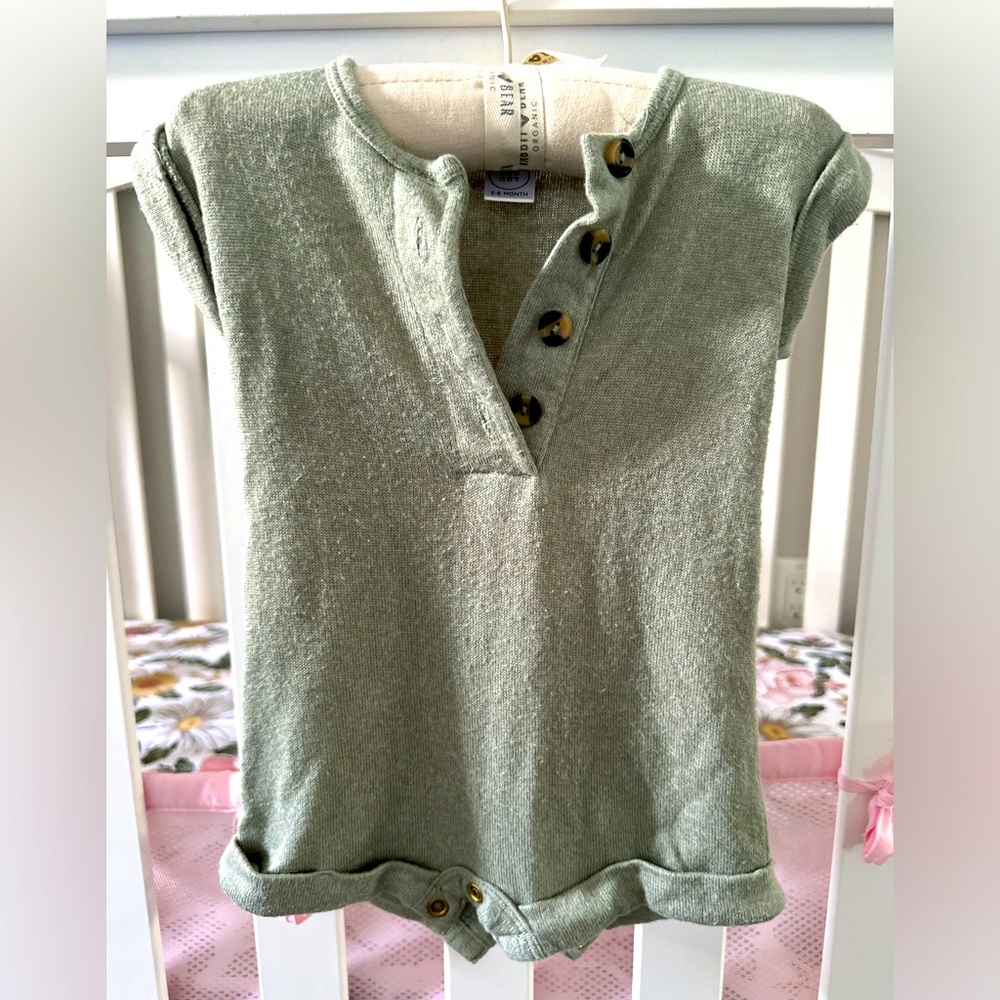 Lou Lou & company romper 6-12